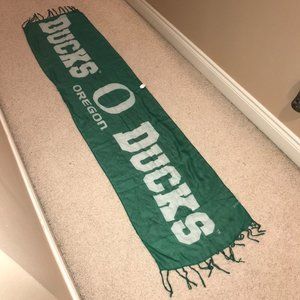 University of Oregon Ducks Women's Scarf Size 77Lx17H" Sheer w/tassels RARE NEW